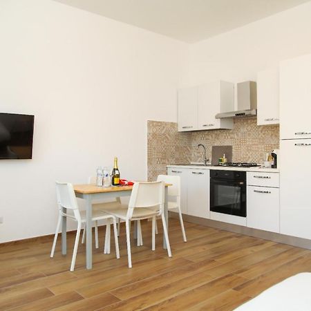 Apartmán Viriamo House Roma Acilia Exteriér fotografie