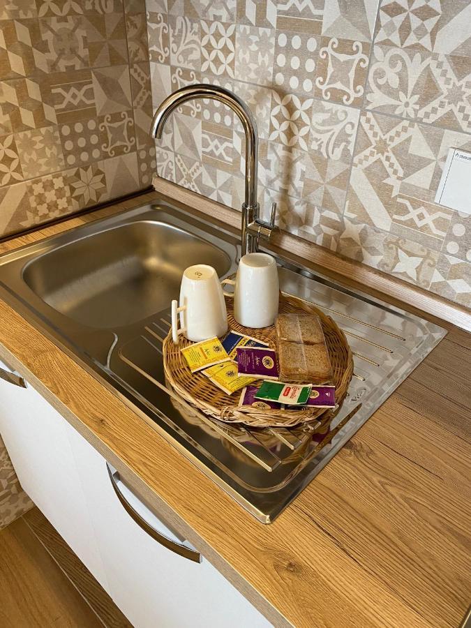 Apartmán Viriamo House Roma Acilia Exteriér fotografie