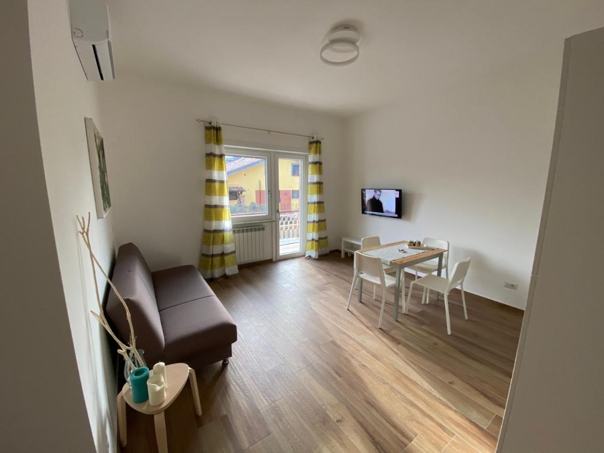 Apartmán Viriamo House Roma Acilia Exteriér fotografie