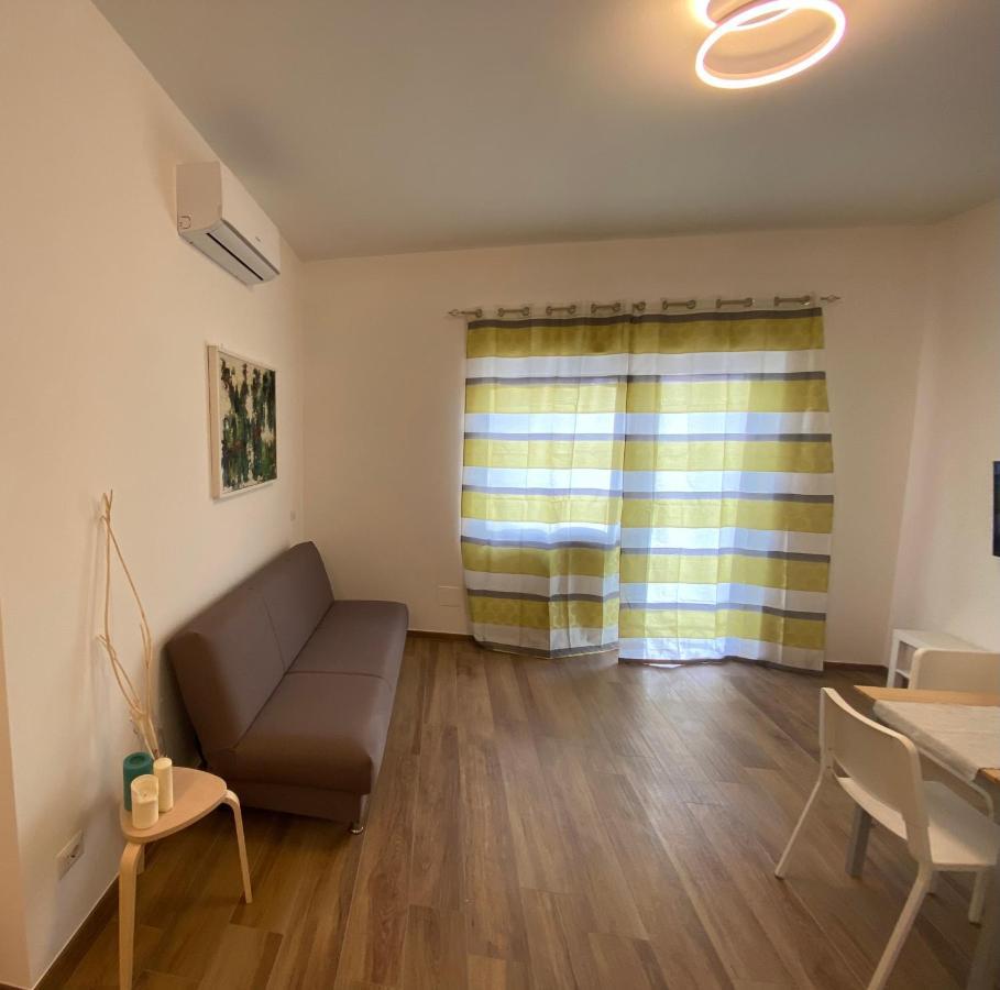 Apartmán Viriamo House Roma Acilia Exteriér fotografie