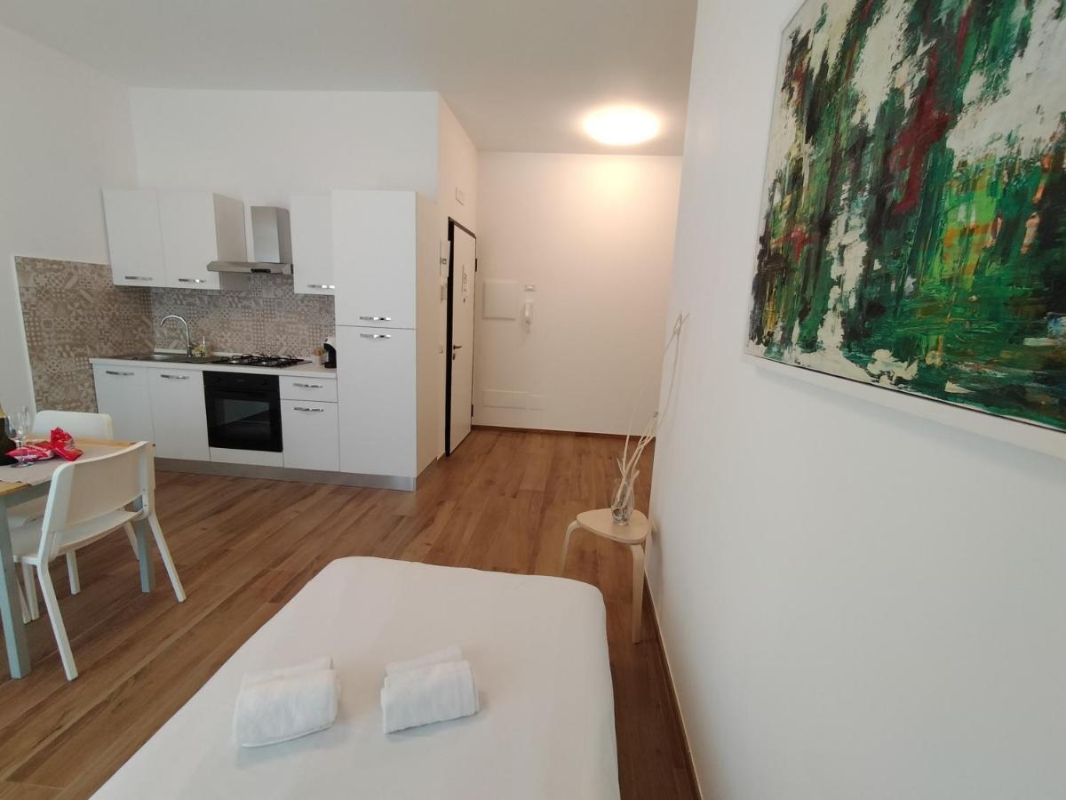 Apartmán Viriamo House Roma Acilia Exteriér fotografie