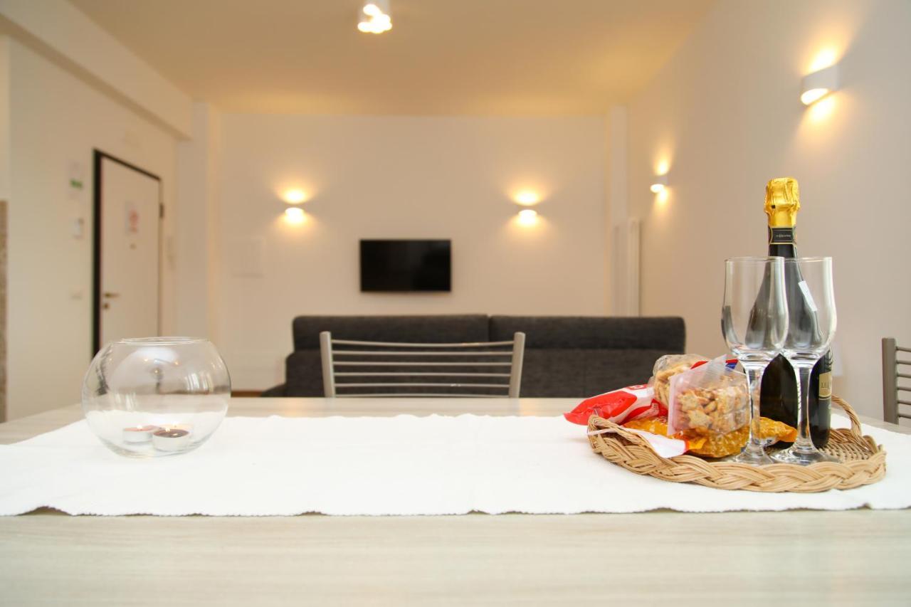 Apartmán Viriamo House Roma Acilia Exteriér fotografie
